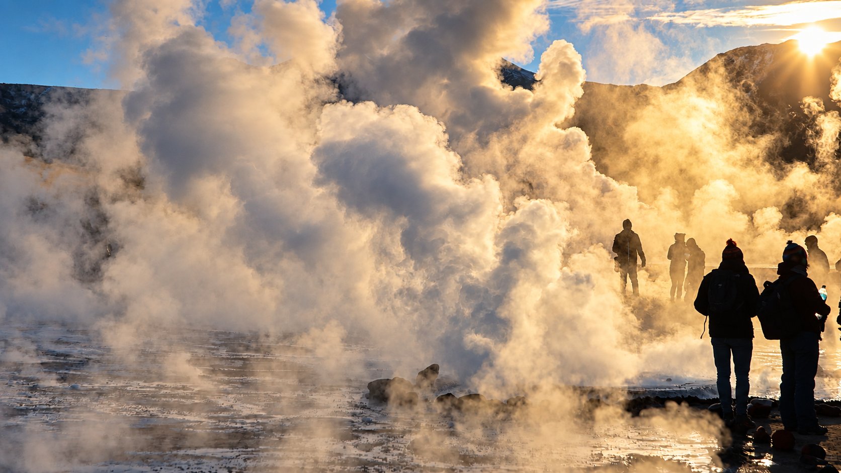 Geyser del Tatio y Poblado de Machuca